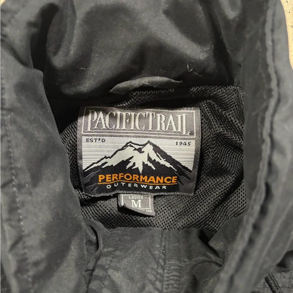 Womens Pacific Trail Performance Windbreaker Jacket w/ Packable Hood size M‎